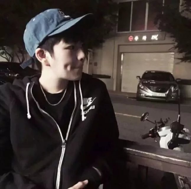 是球球呀