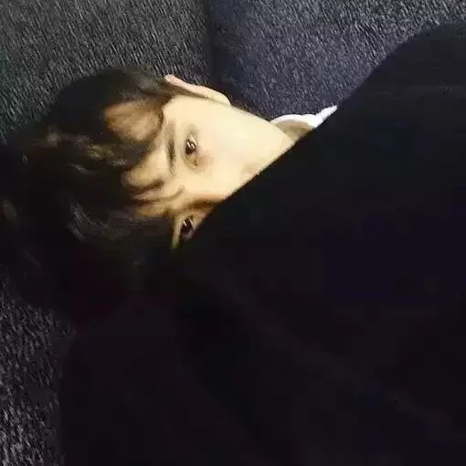 云疏竹影