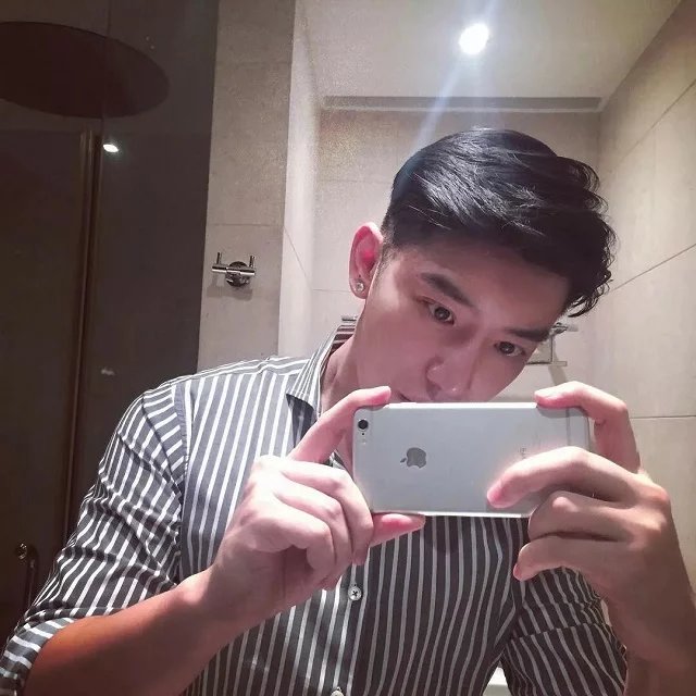 此处不留白