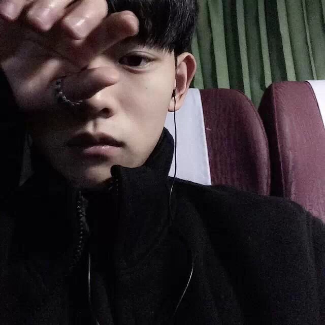 卡亚束